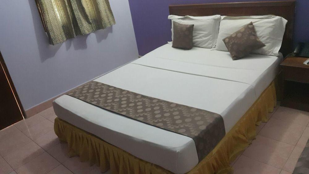 Skai Lodge Мале Екстериор снимка