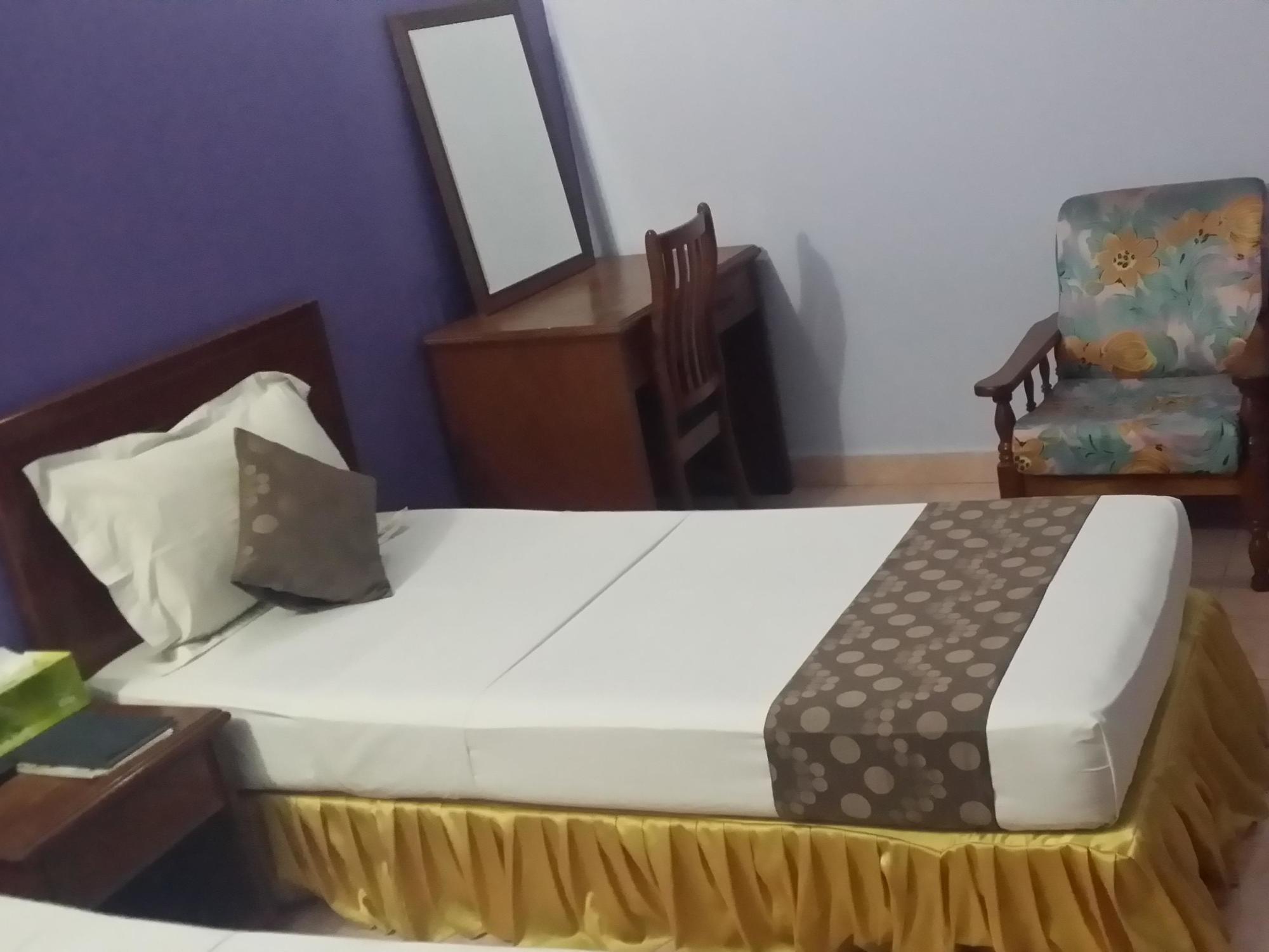 Skai Lodge Мале Екстериор снимка